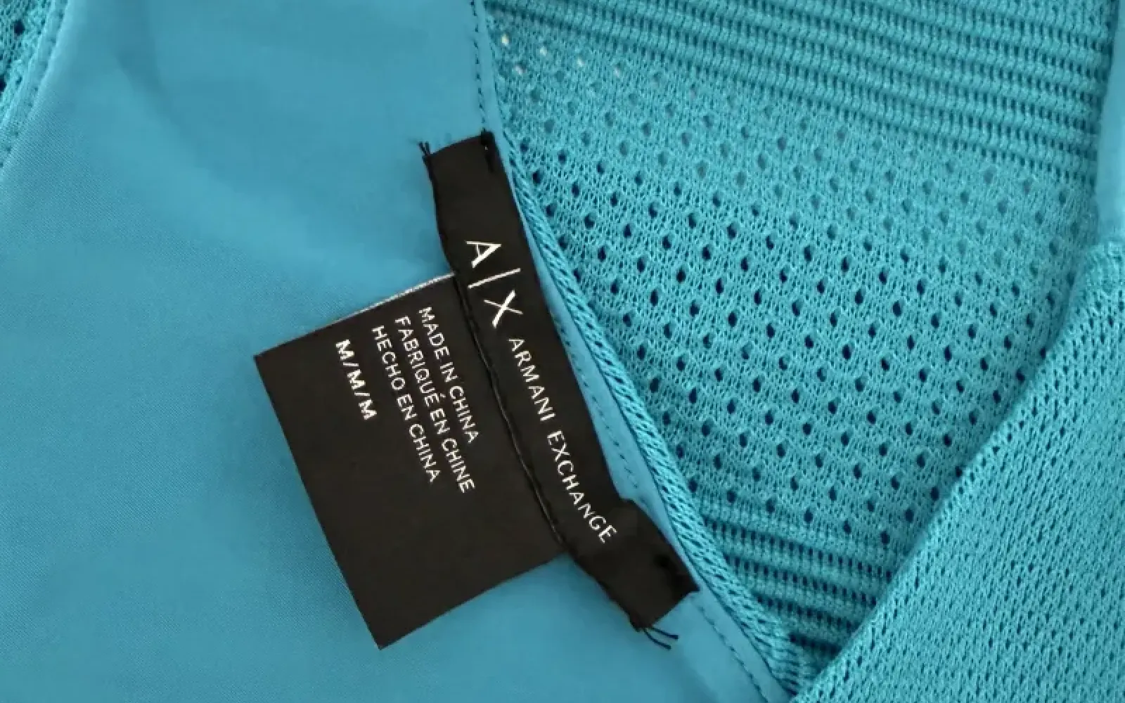 Armani Exchange usada: qué buscar y cómo verificarla